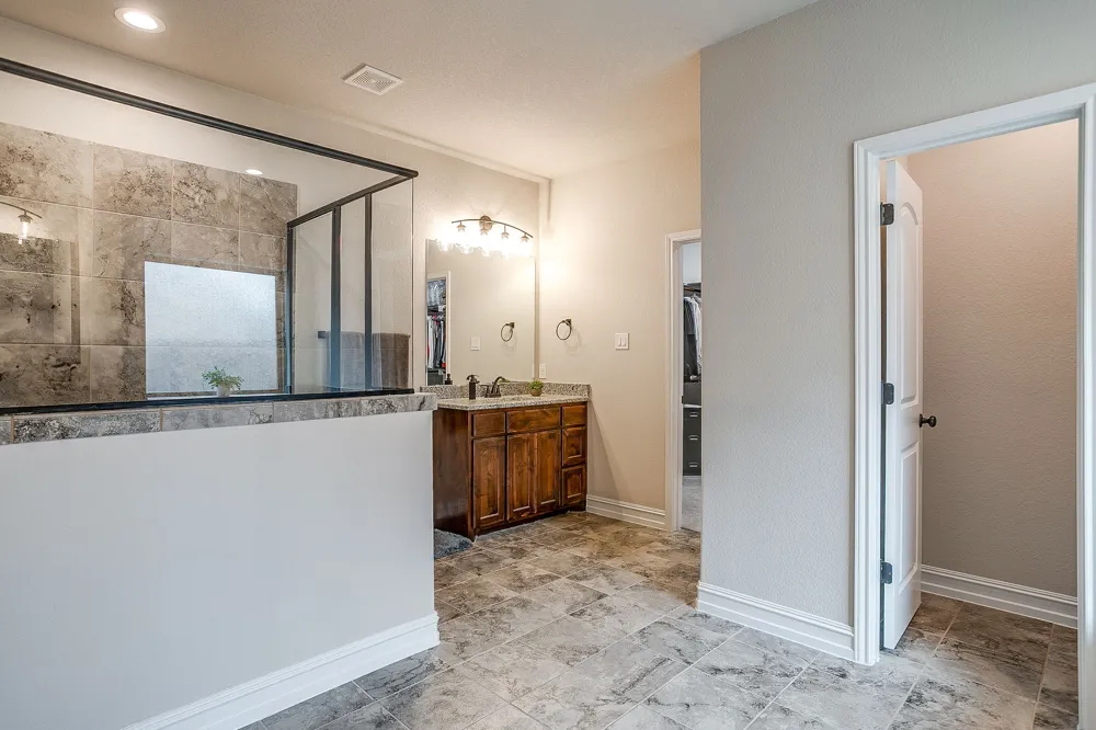 3005 Nob Hill Drive Burleson, TX 76028