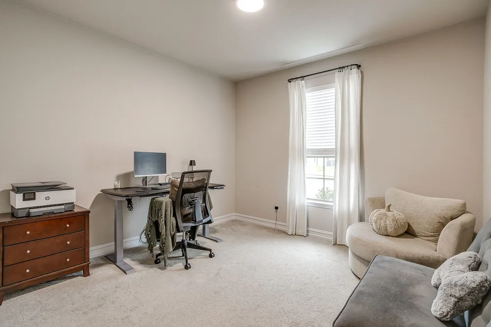 3005 Nob Hill Drive Burleson, TX 76028