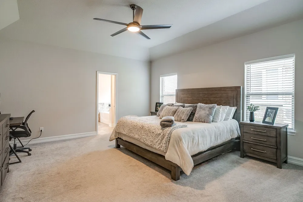 3005 Nob Hill Drive Burleson, TX 76028