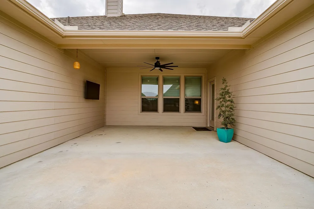 3005 Nob Hill Drive Burleson, TX 76028