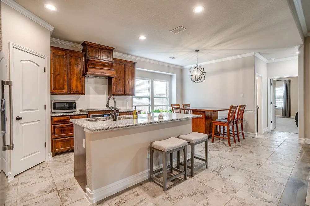 3005 Nob Hill Drive Burleson, TX 76028