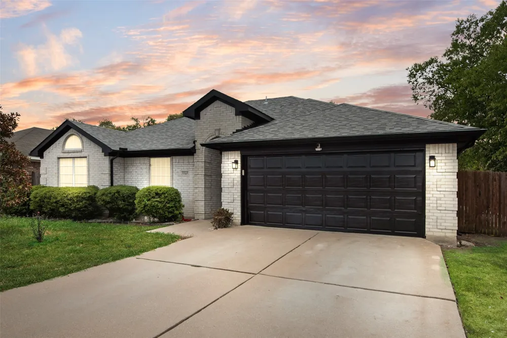 5505 Gessner Court Arlington, TX 76018
