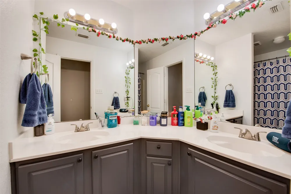 5505 Gessner Court Arlington, TX 76018
