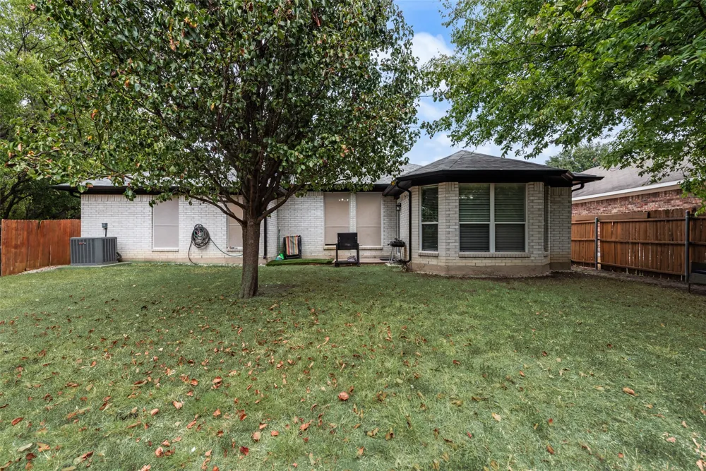 5505 Gessner Court Arlington, TX 76018