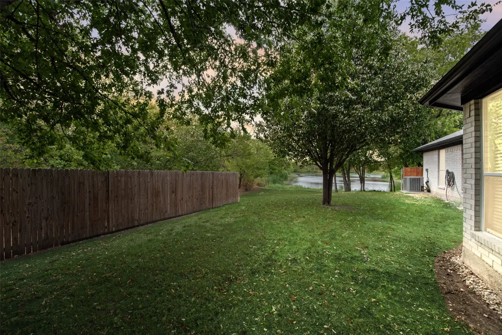 5505 Gessner Court Arlington, TX 76018