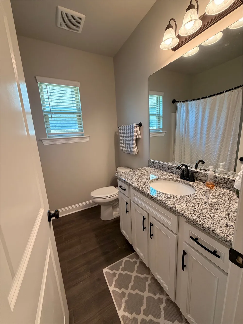 221 Hyperion Street Bossier City, LA 71111