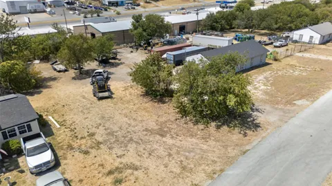 5621 Terrace Trail