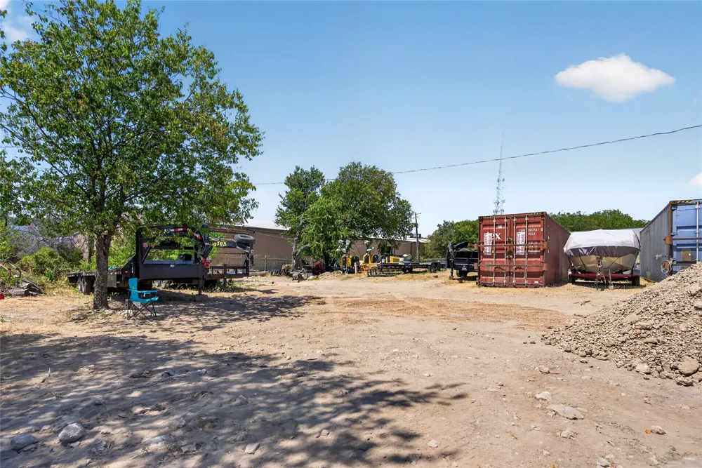 5621 Terrace Trail Sansom Park, TX 76114