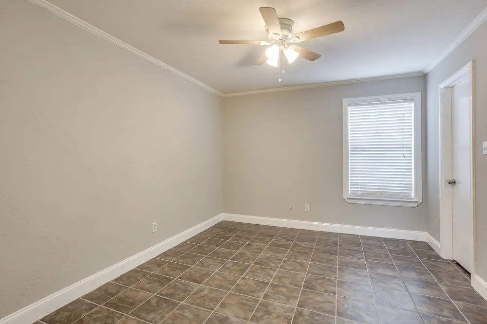 9825 Stoney Bridge Road Fort Worth, TX 76108