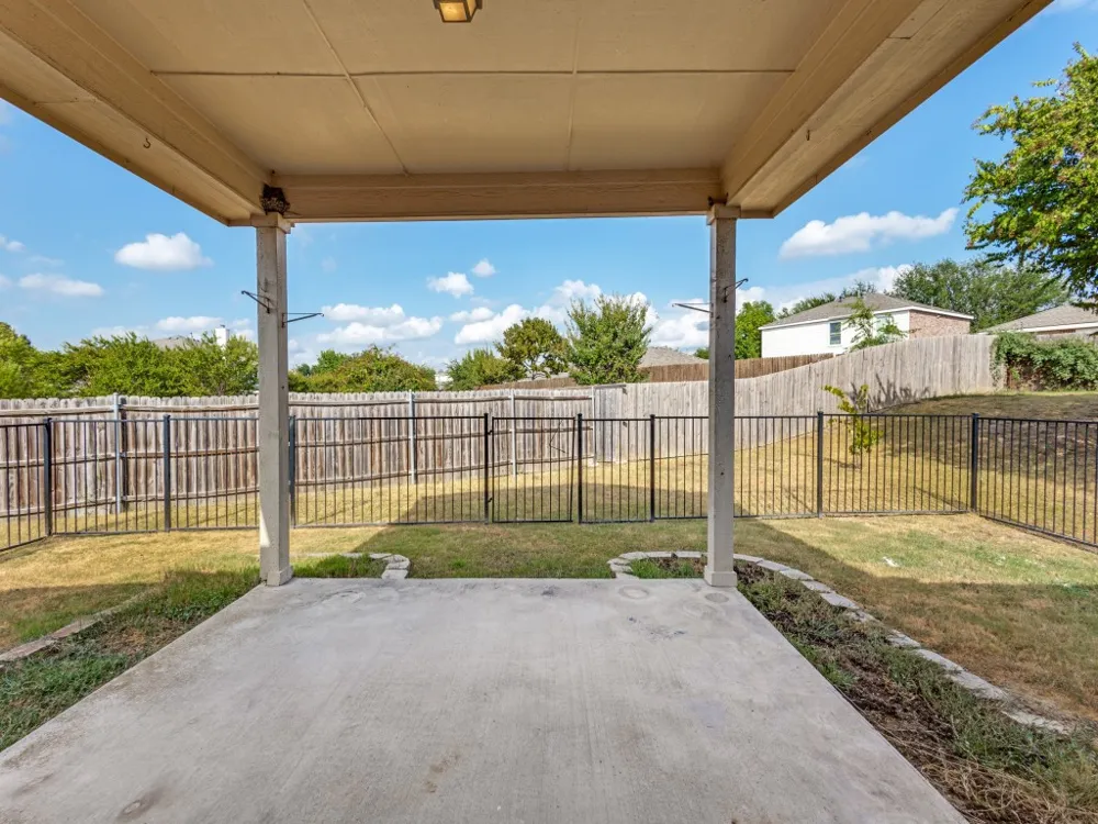 2301 Arrowhead Pass Melissa, TX 75454