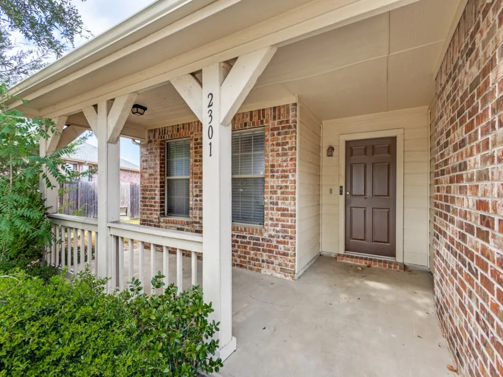 2301 Arrowhead Pass Melissa, TX 75454
