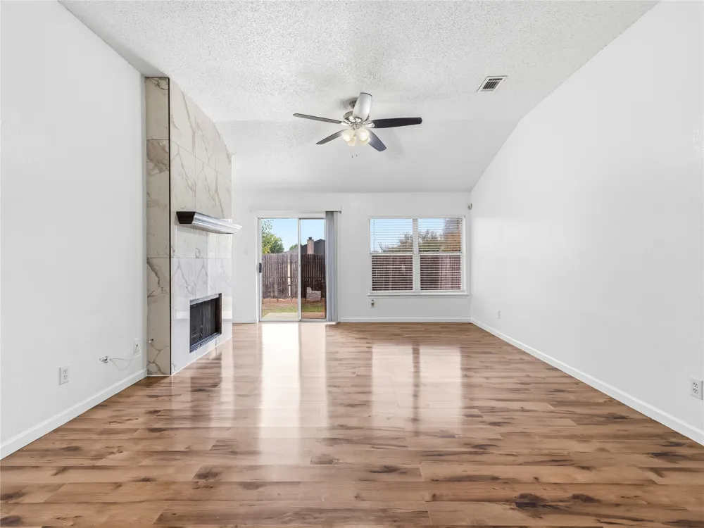 6805 Red Rock Trail Watauga, TX 76137