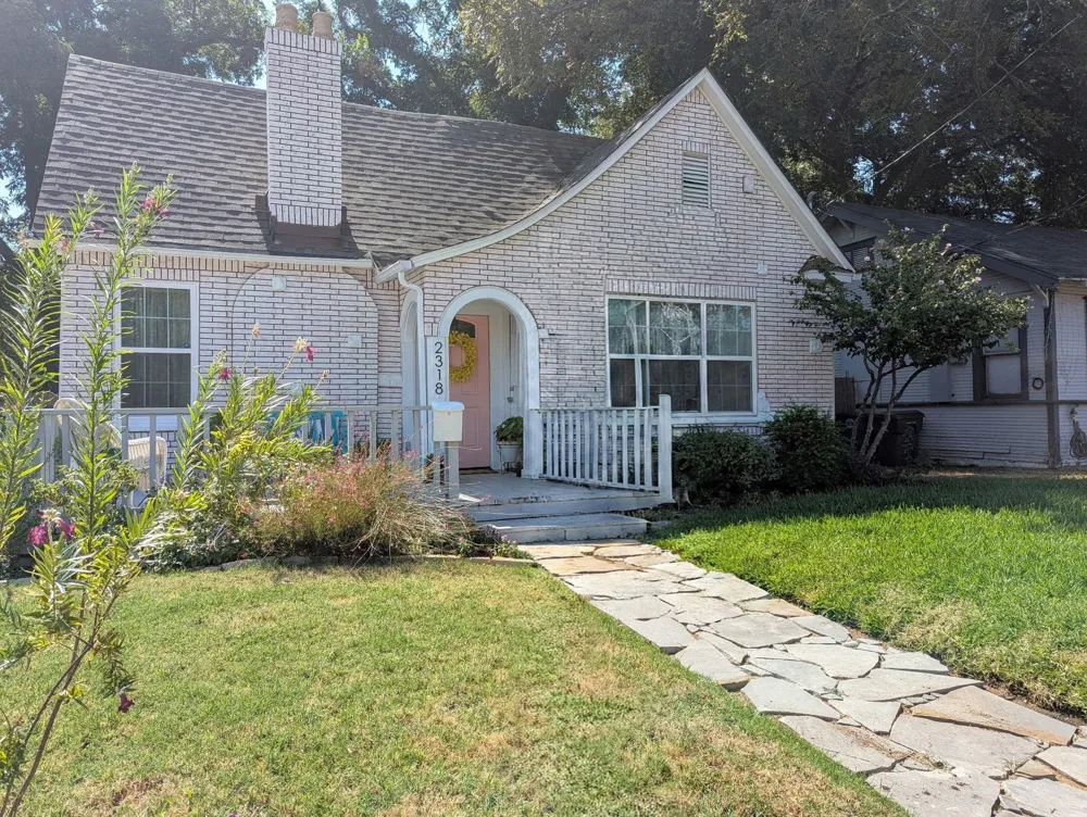 2318 Poplar Street Dallas, TX 75215