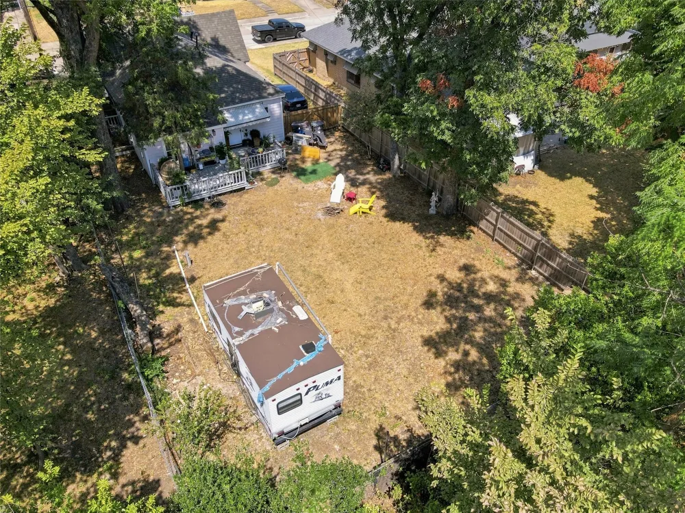 2318 Poplar Street Dallas, TX 75215