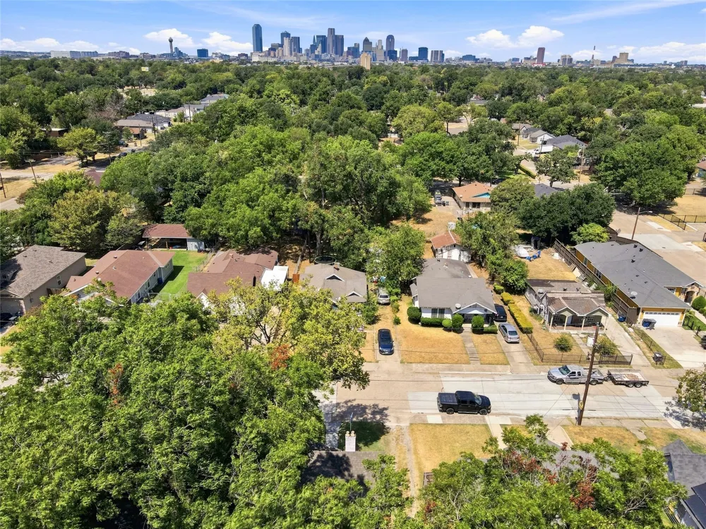 2318 Poplar Street Dallas, TX 75215