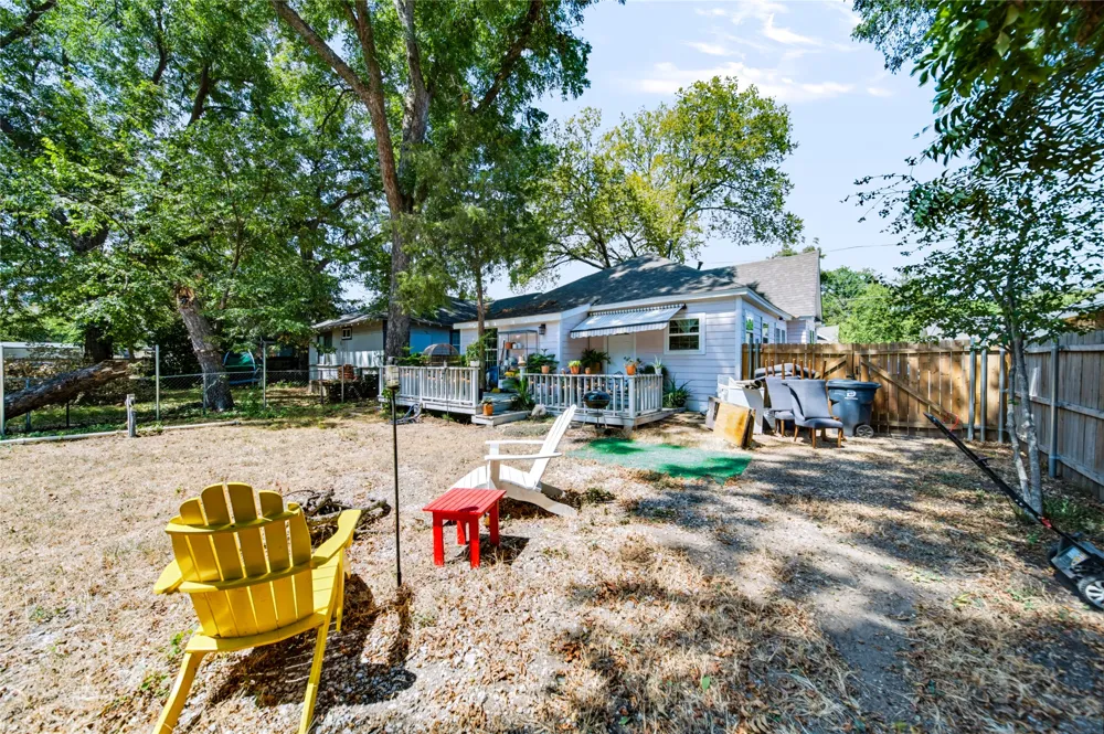 2318 Poplar Street Dallas, TX 75215