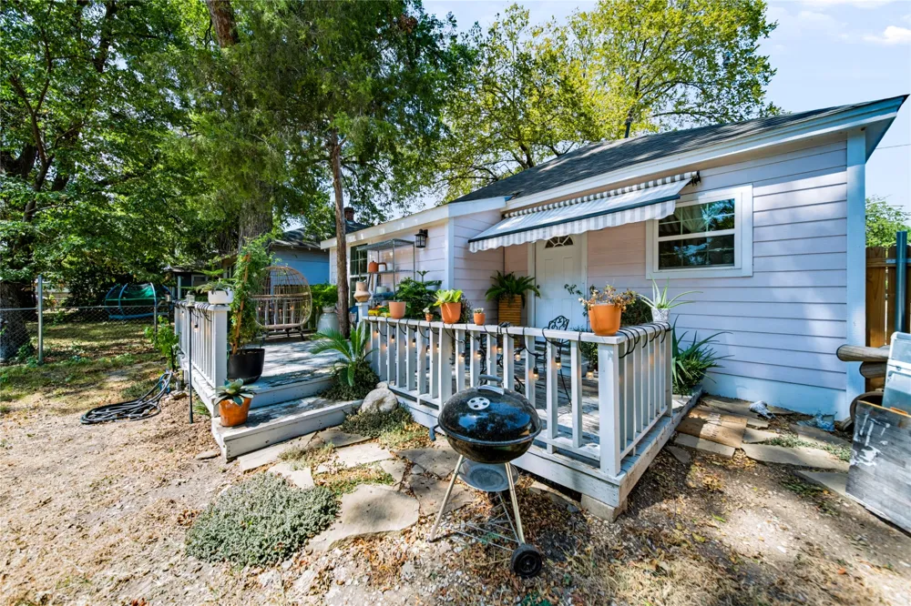2318 Poplar Street Dallas, TX 75215