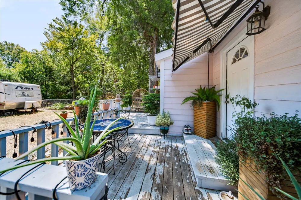 2318 Poplar Street Dallas, TX 75215