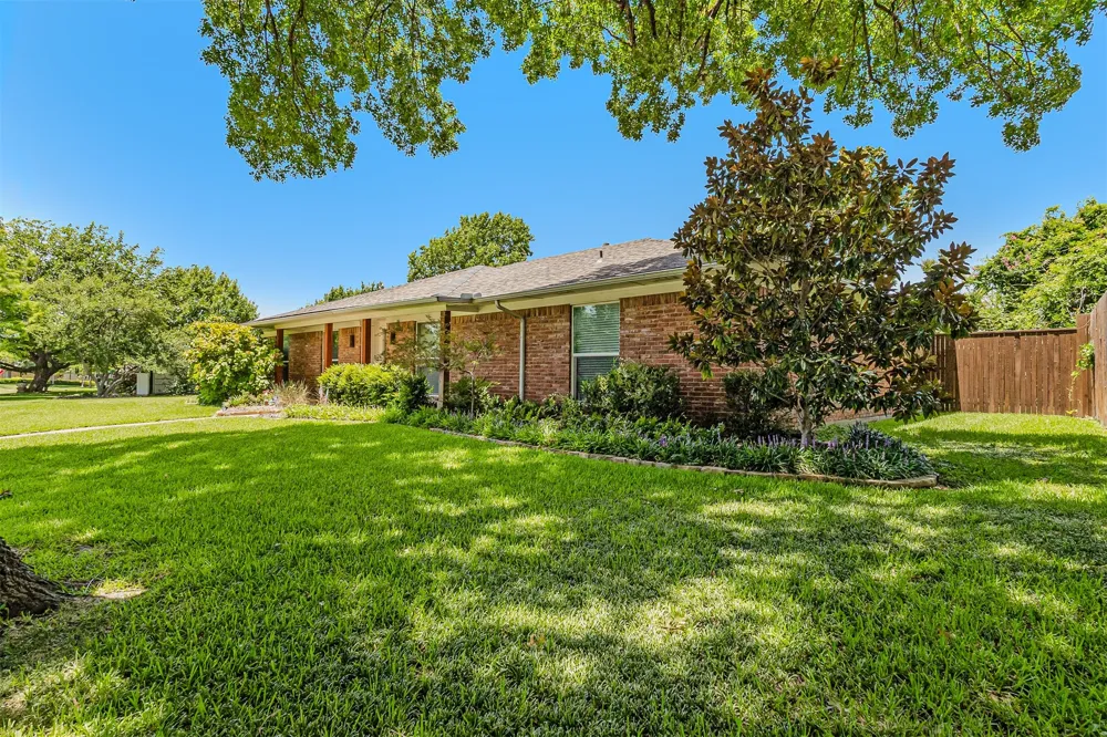 4117 Boca Bay Drive Dallas, TX 75244