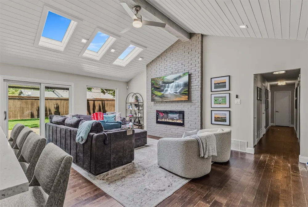 4117 Boca Bay Drive Dallas, TX 75244
