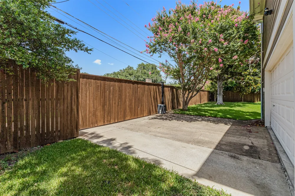 4117 Boca Bay Drive Dallas, TX 75244