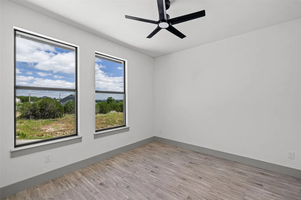 2201 Christine Drive Granbury, TX 76048