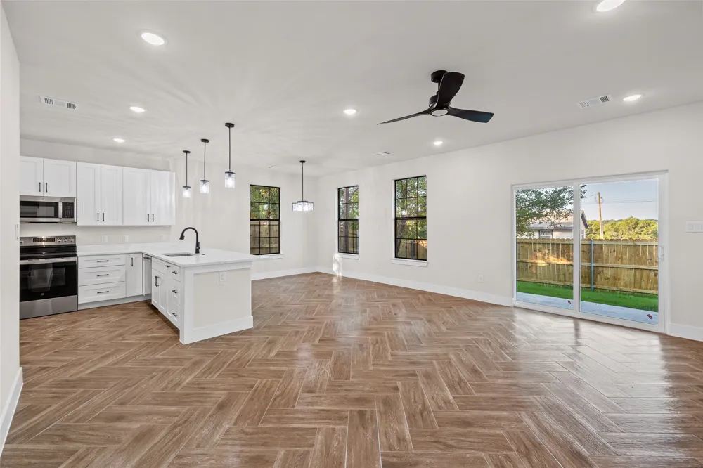 5404 Celina Court Granbury, TX 76048