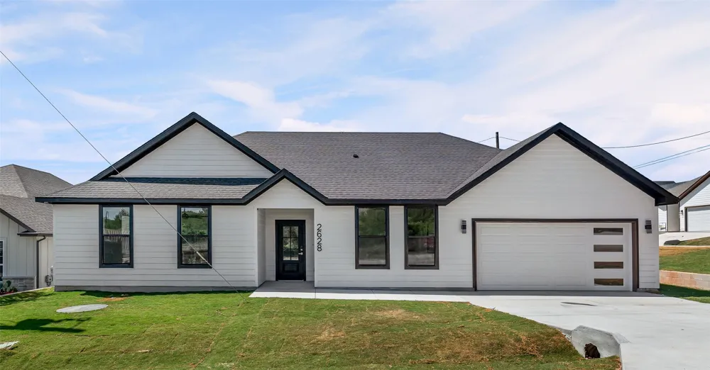 2628 White Rock Drive Granbury, TX 76048