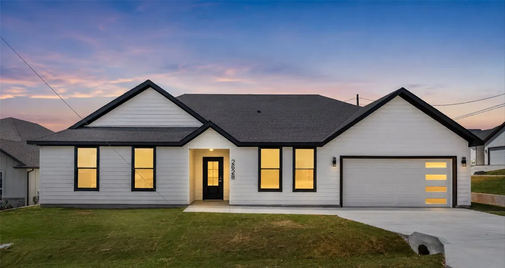 2628 White Rock Drive Granbury, TX 76048