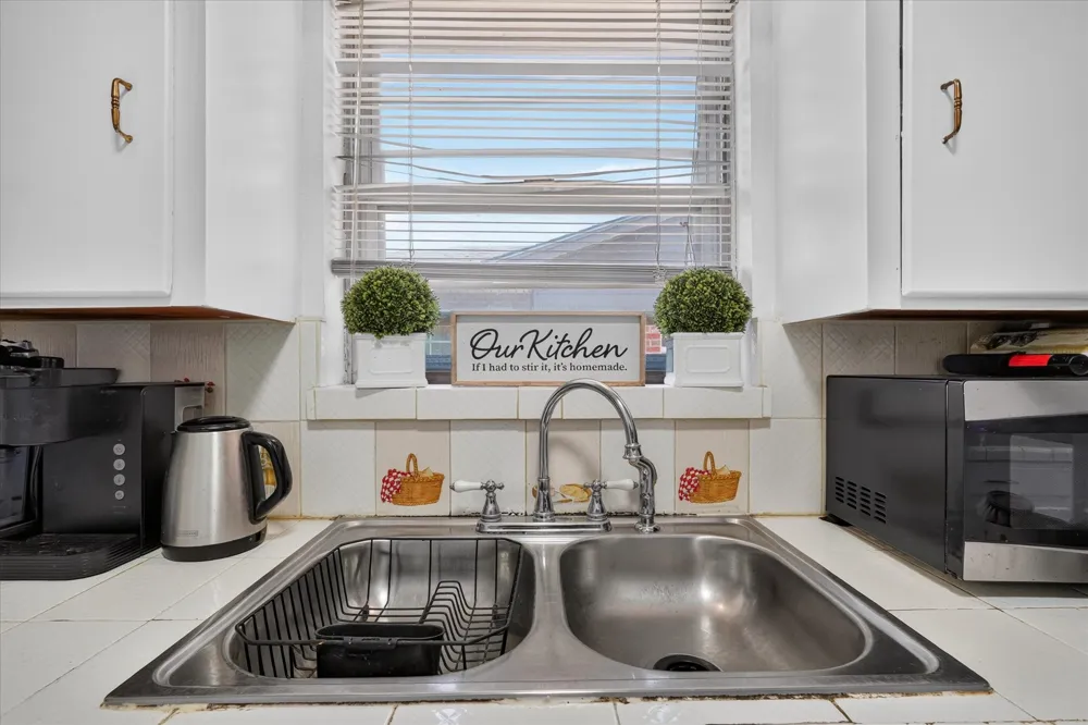 10014 Mesita Drive Dallas, TX 75217