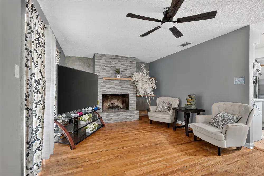 10014 Mesita Drive Dallas, TX 75217