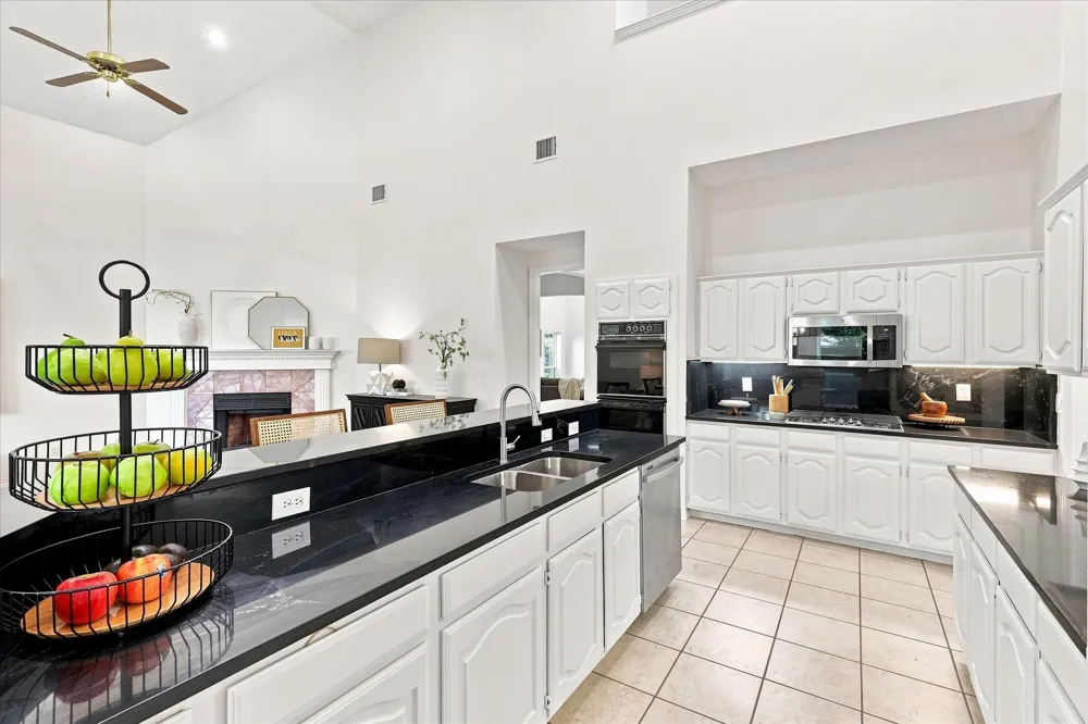 4661 Thanksgiving Lane Plano, TX 75024