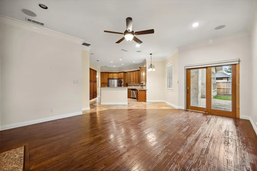 2509 Thoroughbred Lane Mansfield, TX 76063