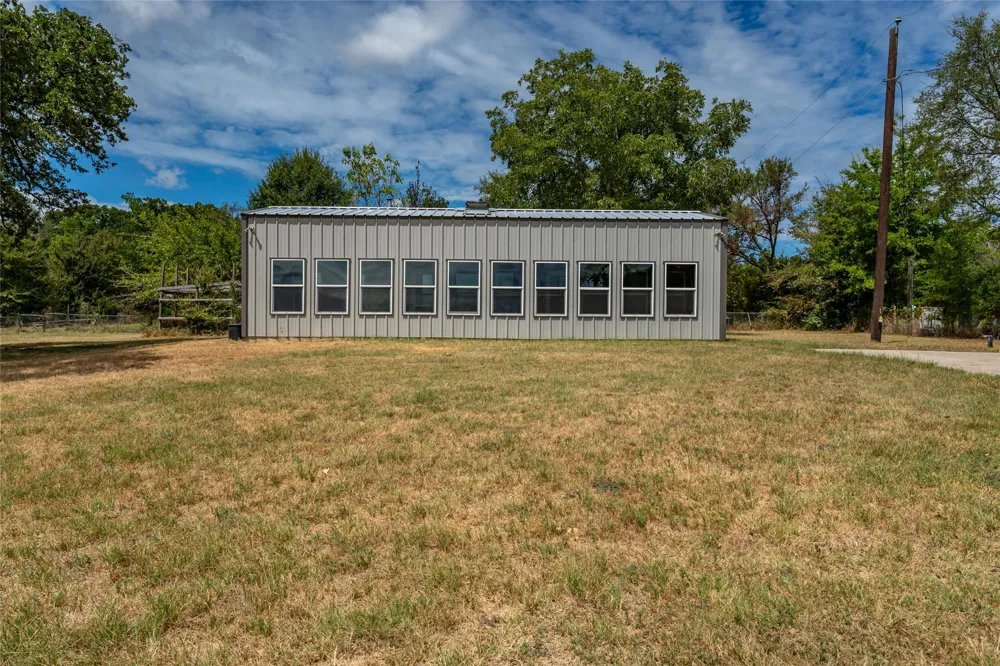 6899 TX-19 Highway Palestine, TX 75803