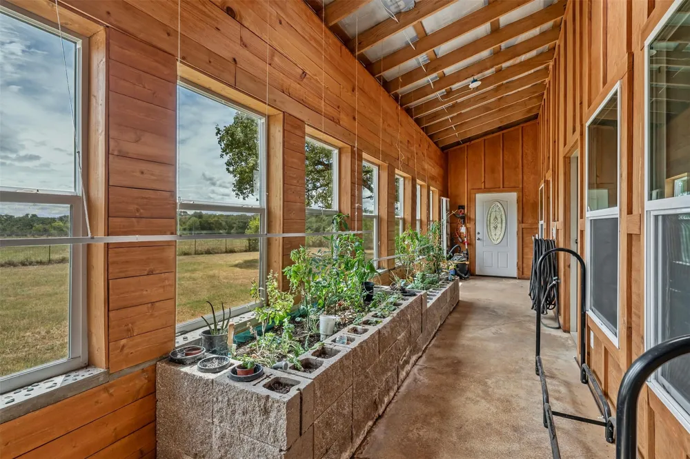 6899 TX-19 Highway Palestine, TX 75803