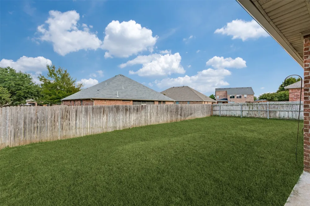 608 Mesa Ridge Court Arlington, TX 76002