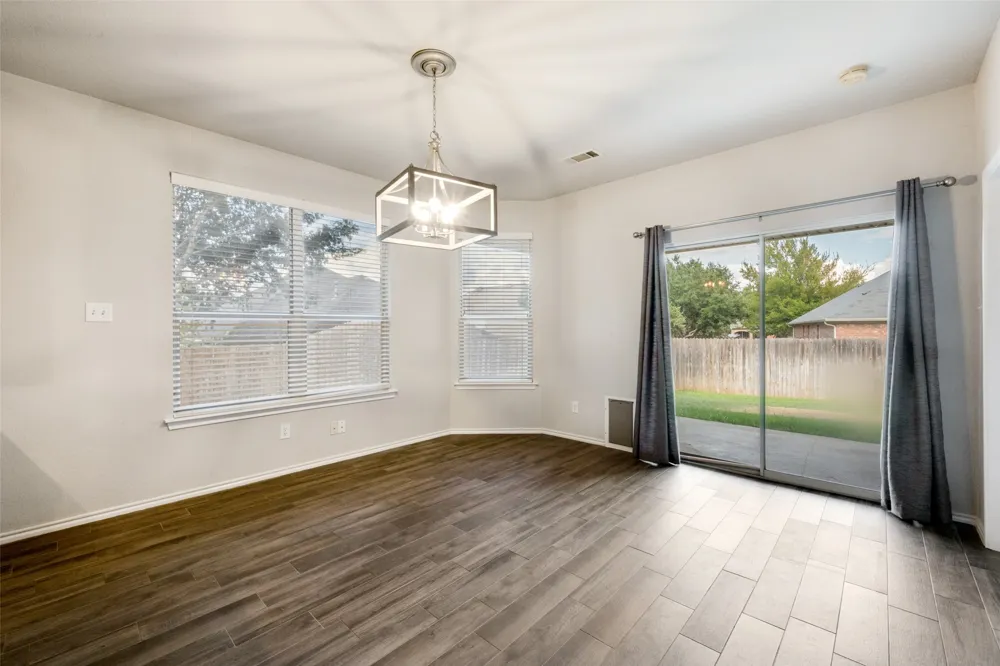 608 Mesa Ridge Court Arlington, TX 76002