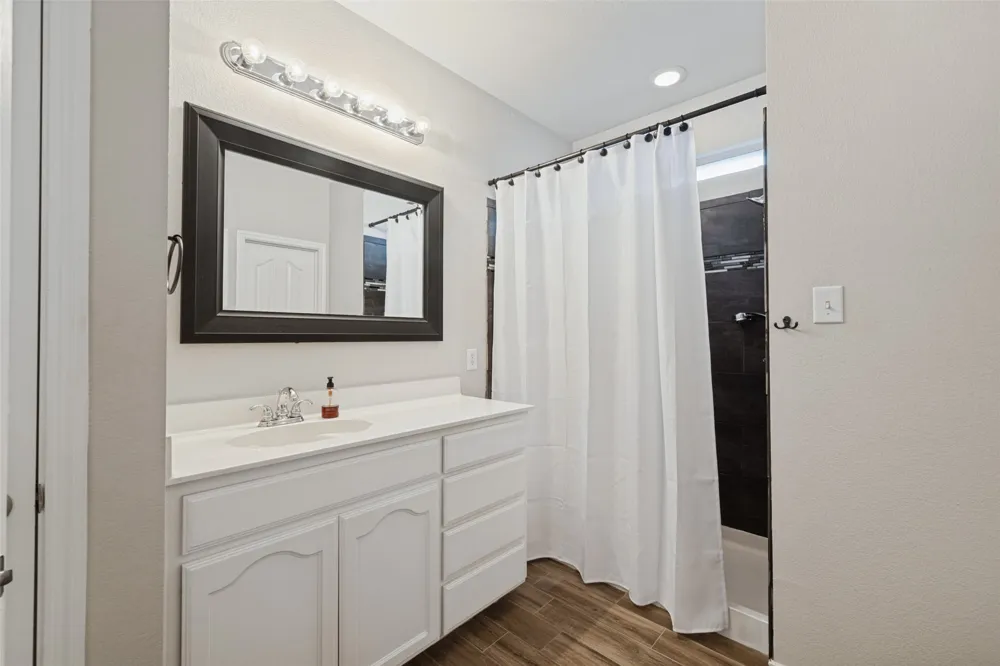 608 Mesa Ridge Court Arlington, TX 76002