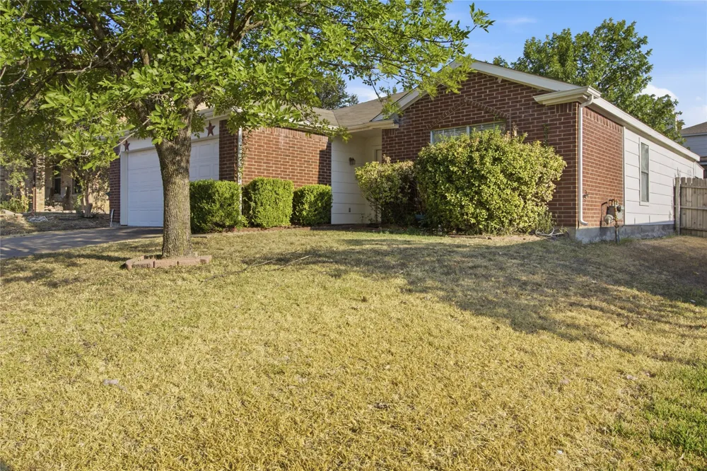 7132 Lanyon Drive Dallas, TX 75227