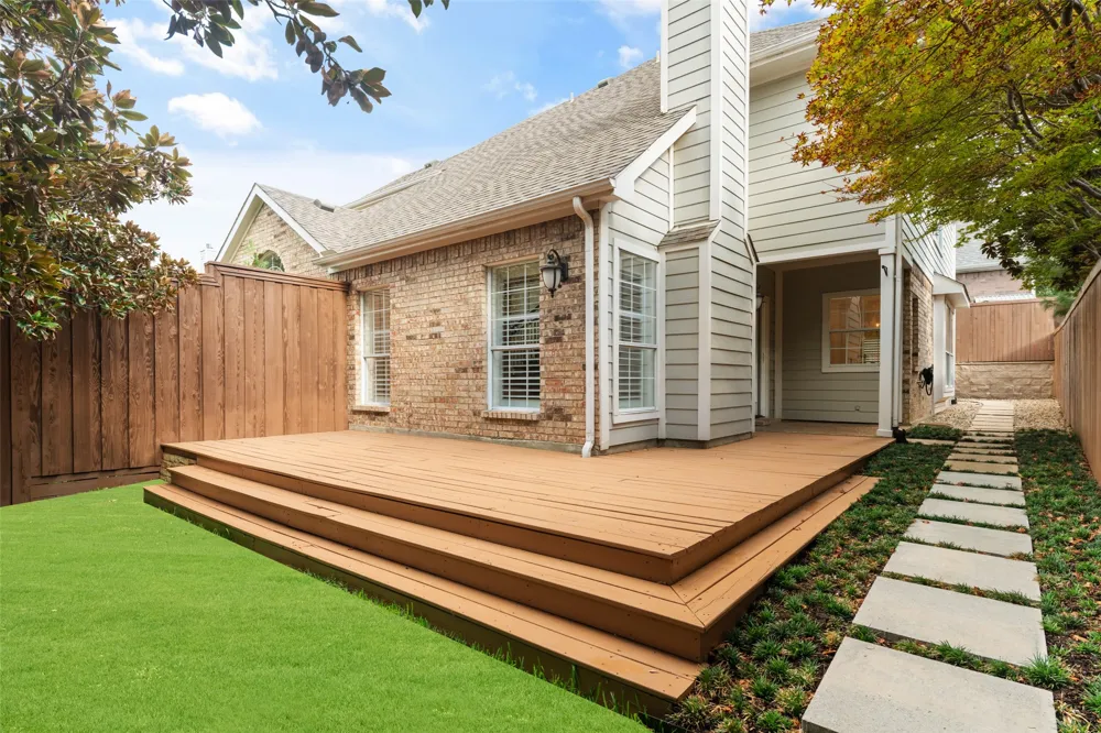 8915 White Pine Lane Dallas, TX 75238