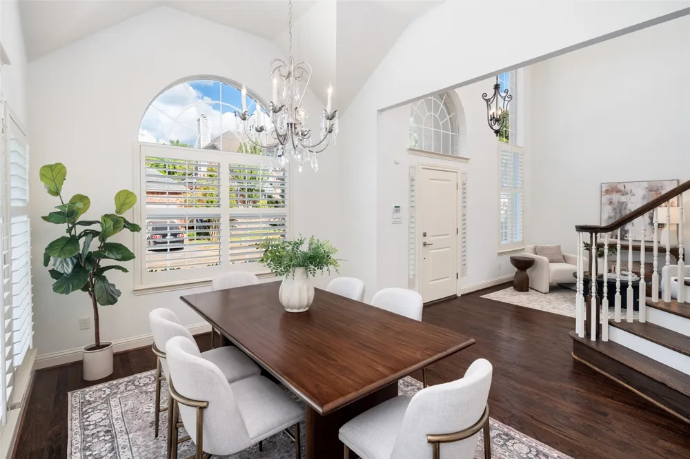 8915 White Pine Lane Dallas, TX 75238