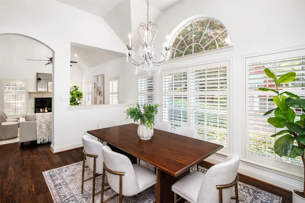 8915 White Pine Lane Dallas, TX 75238