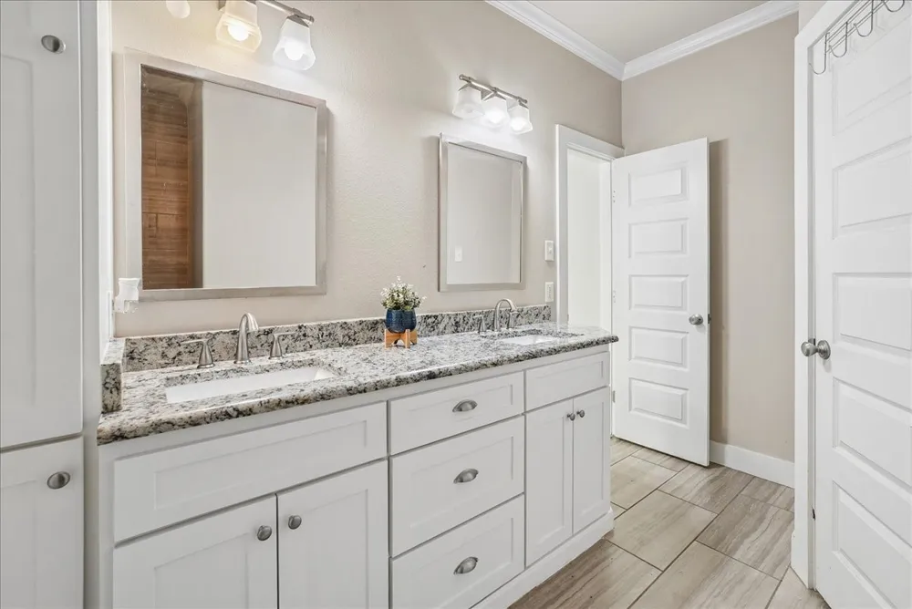 109 Springleaf Lane Mabank, TX 75147