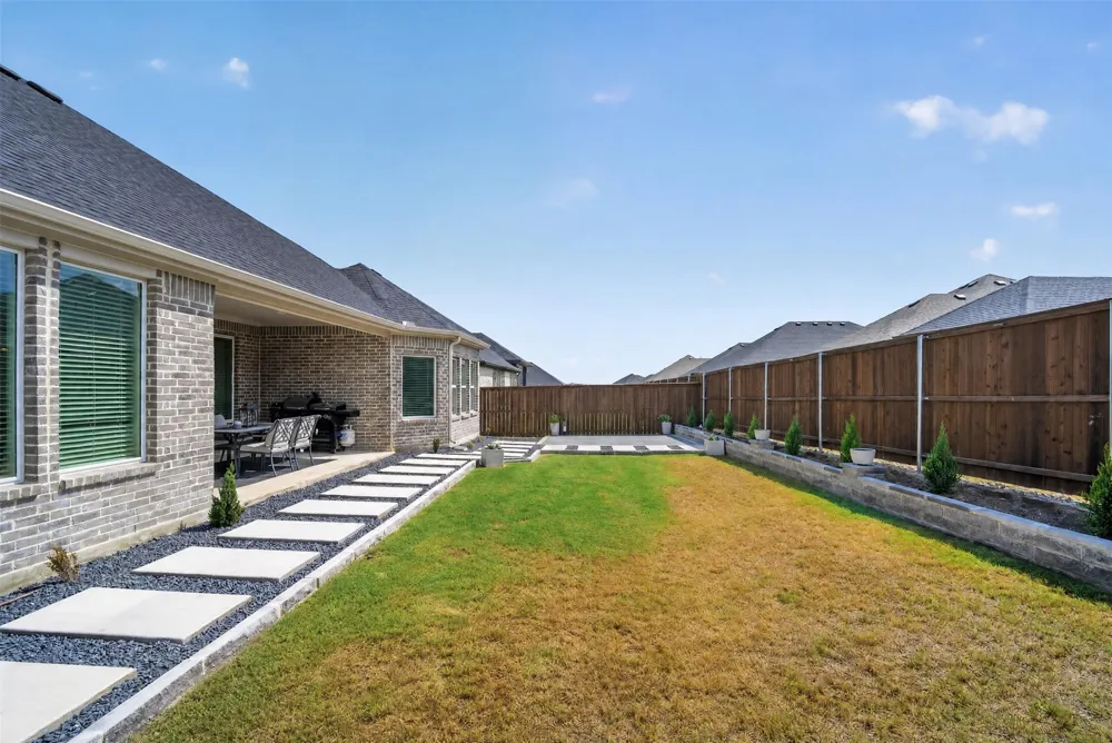2405 Long Horizon Lane Midlothian, TX 76065