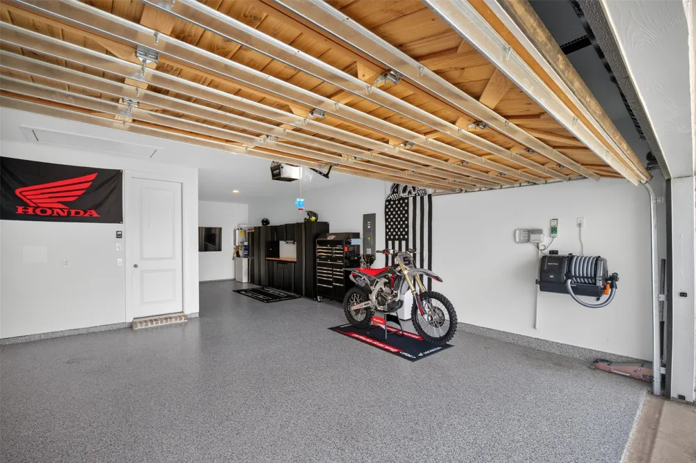 2405 Long Horizon Lane Midlothian, TX 76065