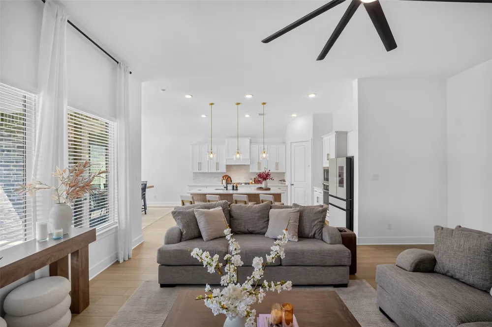 2405 Long Horizon Lane Midlothian, TX 76065
