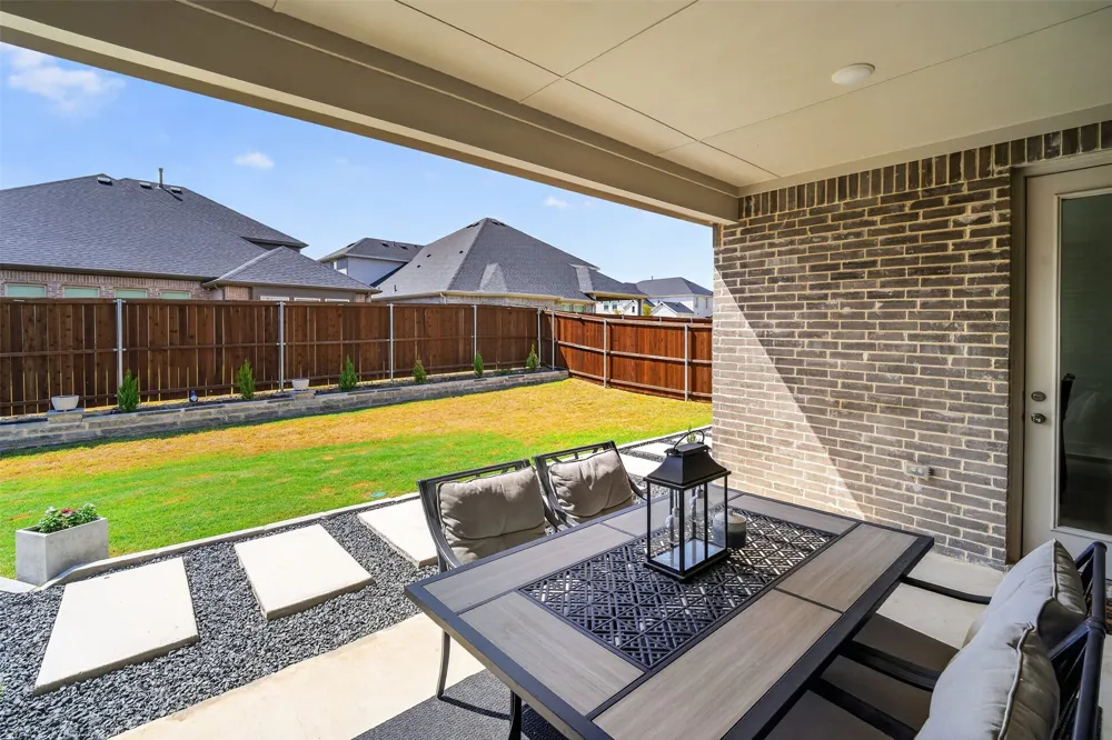 2405 Long Horizon Lane Midlothian, TX 76065