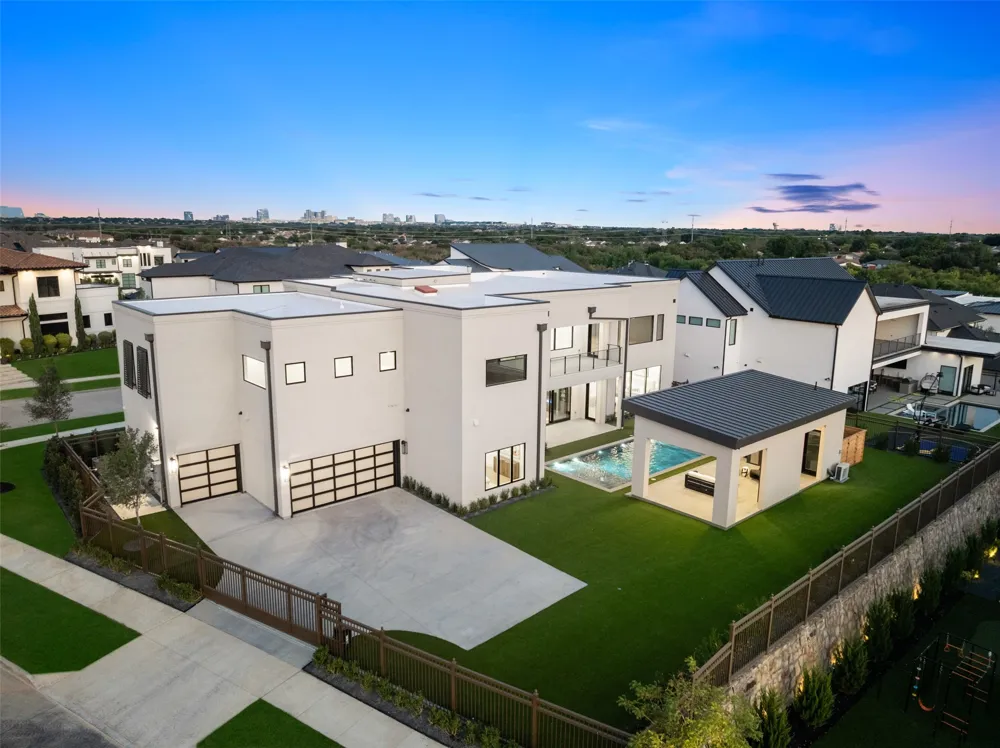 3385 Tuscan Oaks Drive Frisco, TX 75034