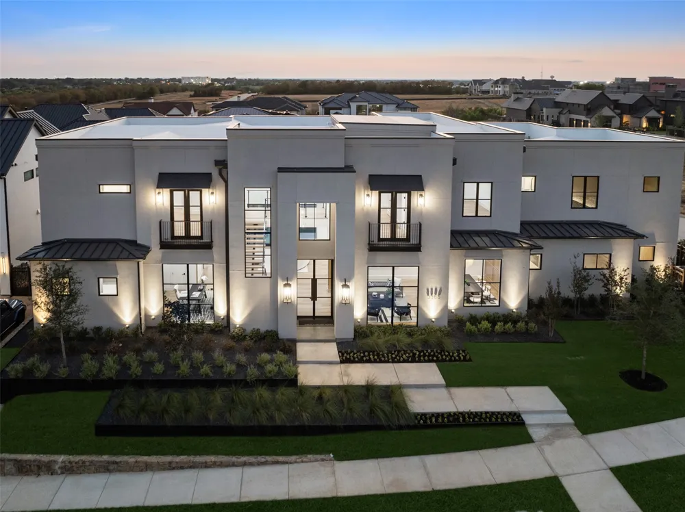3385 Tuscan Oaks Drive Frisco, TX 75034