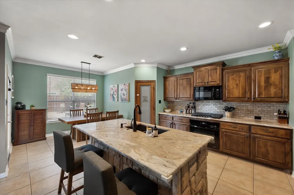 13801 Hunter Jake Drive Fort Worth, TX 76052